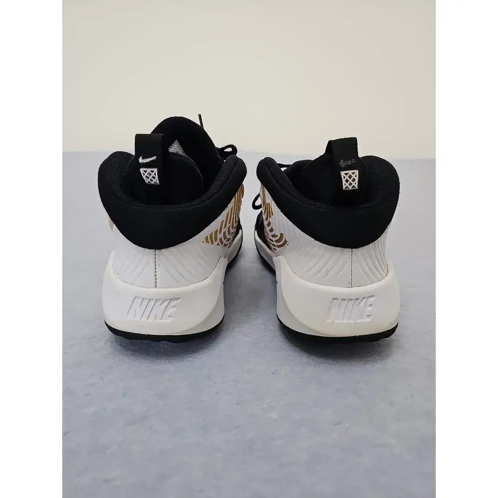 Nike Boys Team Hustle D 9 Black White Basketball Shoes Sneakers 6Y Gym Athletic